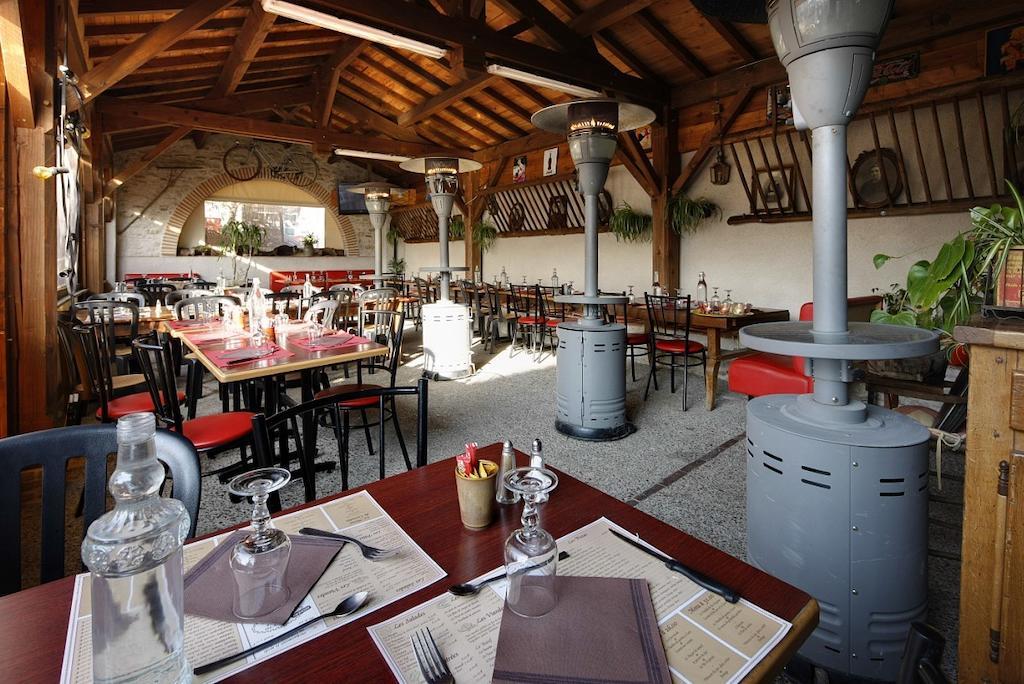Hotel Restaurant Chez Pito Busque Exteriör bild